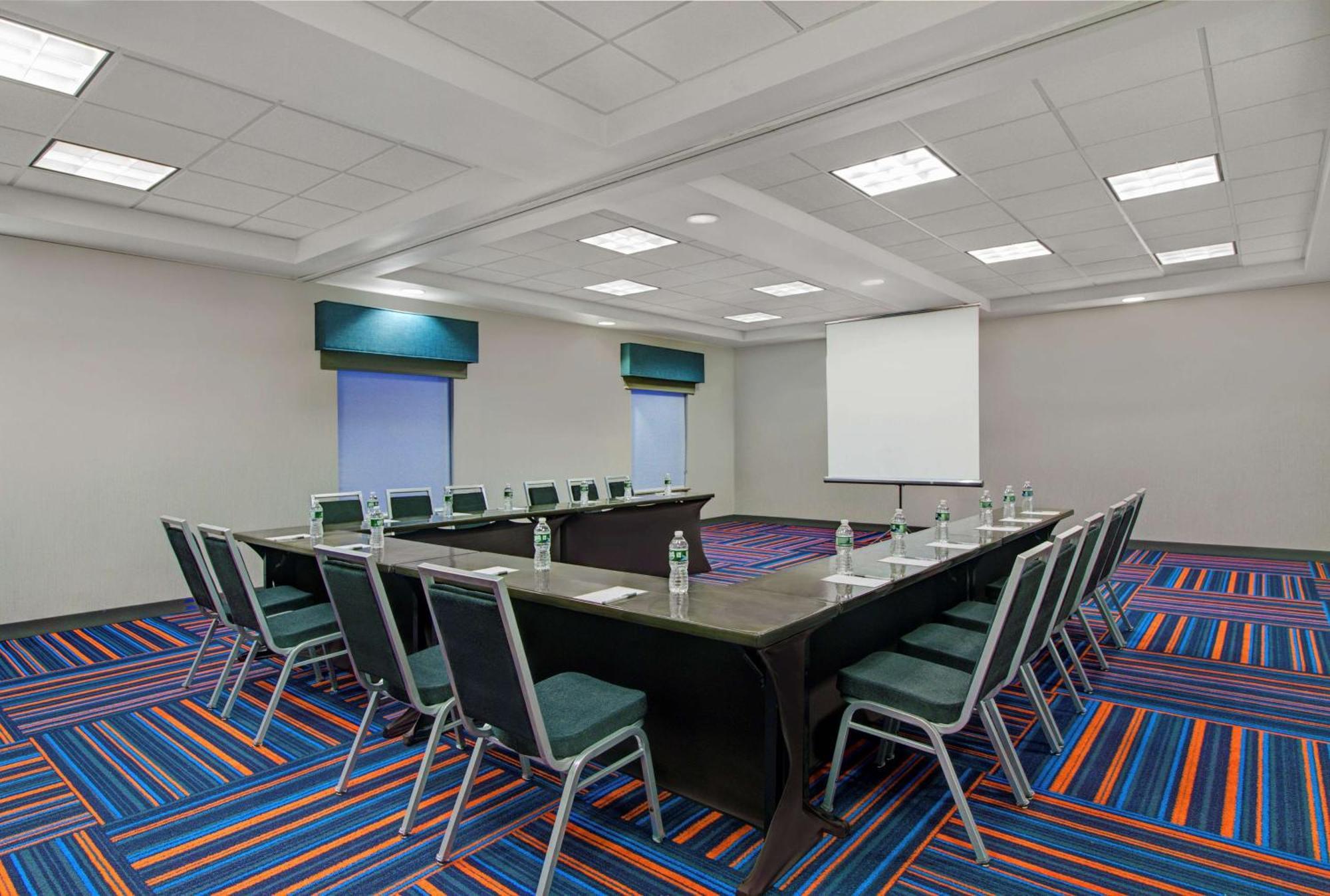 Hampton Inn & Suites By Hilton Syracuse Dewitt East Syracuse Bagian luar foto