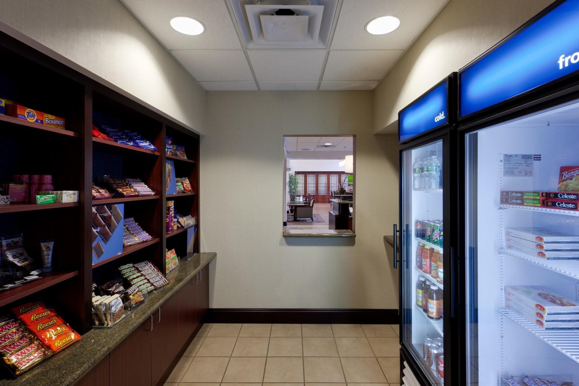 Hampton Inn & Suites By Hilton Syracuse Dewitt East Syracuse Bagian luar foto